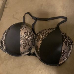 Victoria’s Secret Front Close Push Up Bra